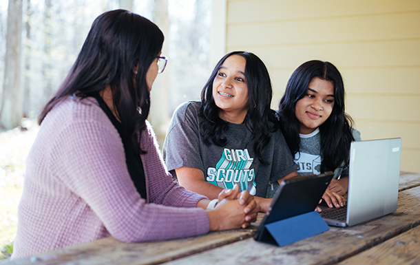 girl scouts using technology to sell cookies